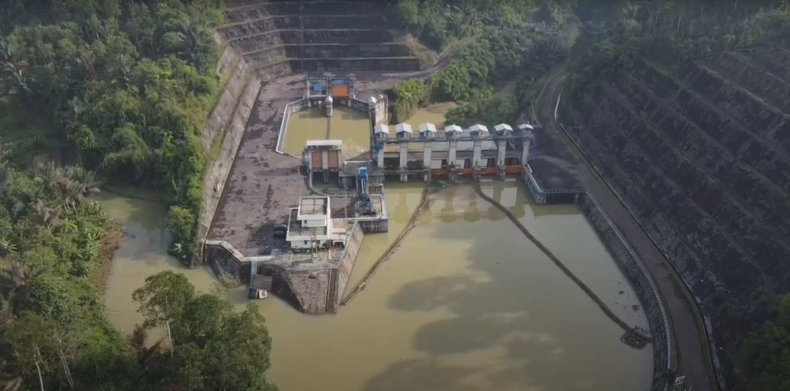 Kontinyu Terapkan Pengelolaan Unit Pembangkit berbasis Sustainability, PLN Nusantara Power Raih 2 Penghargaan Asean Energy Award 2024